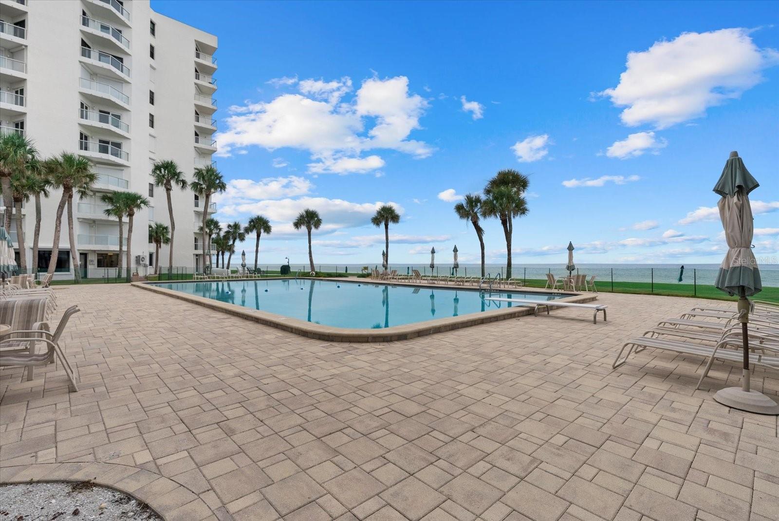 PRIVATEER SOUTH - Residential Lease