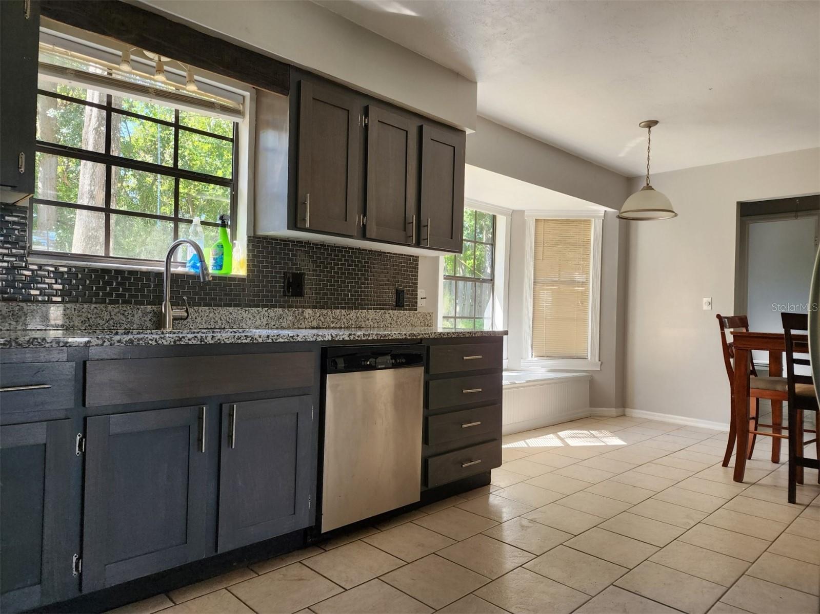 COUNTRYSIDE FOREST UNIT IV - Residential Lease
