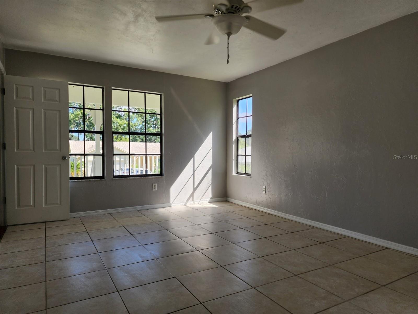 COUNTRYSIDE FOREST UNIT IV - Residential Lease