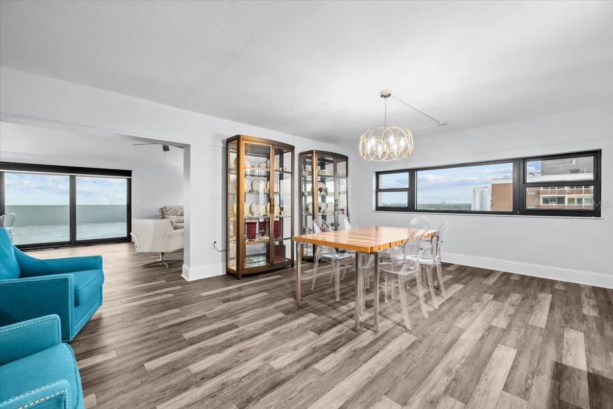 PINNACLE APTS A CONDO - Residential