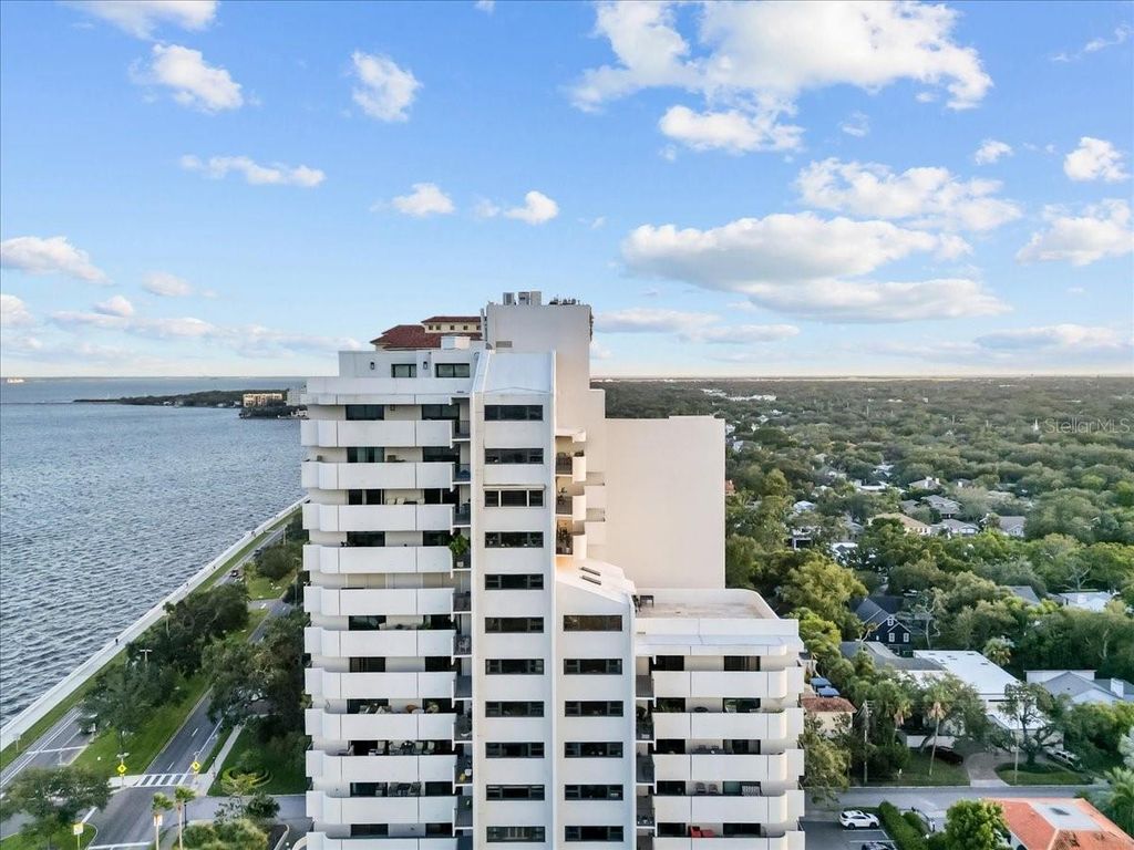 Photo of 4141 Bayshore Boulevard #1701, Tampa, FL 33611 (MLS # TB8436595)