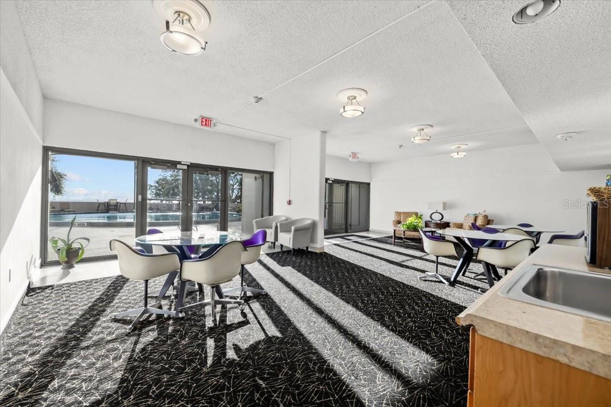 PINNACLE APTS A CONDO - Residential