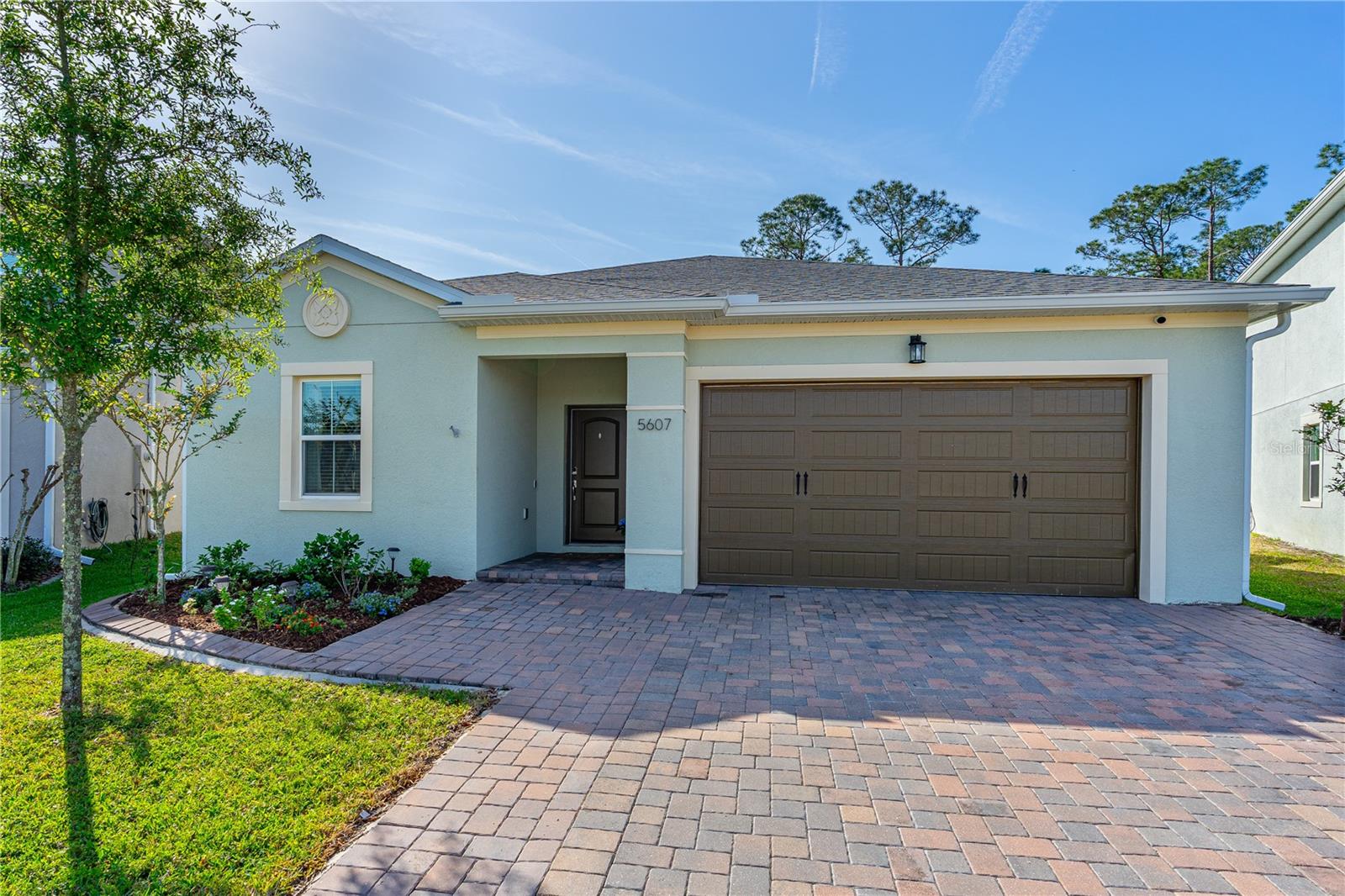 5607 ESTERO LOOP