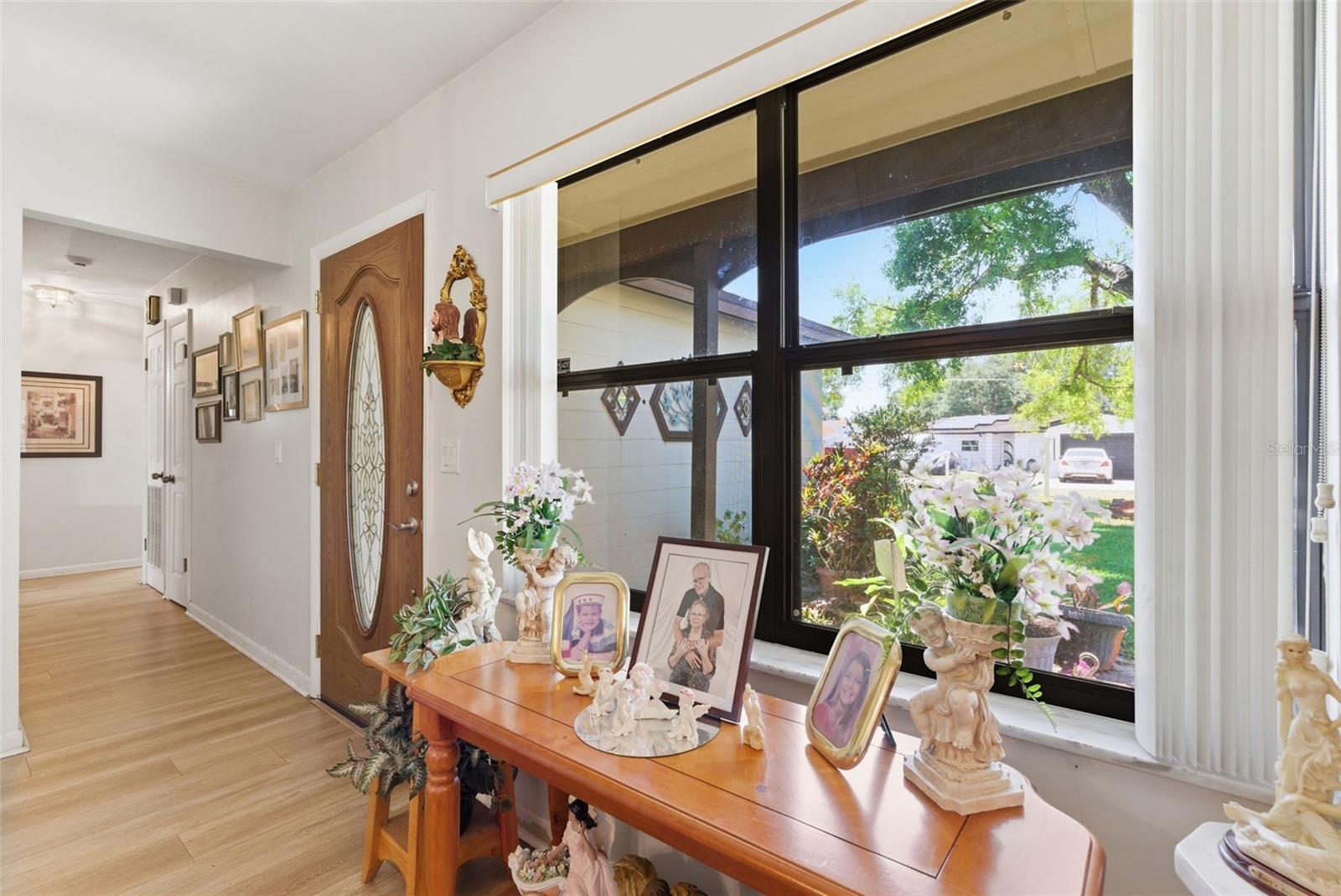 LAKESIDE TERRACE - Residential