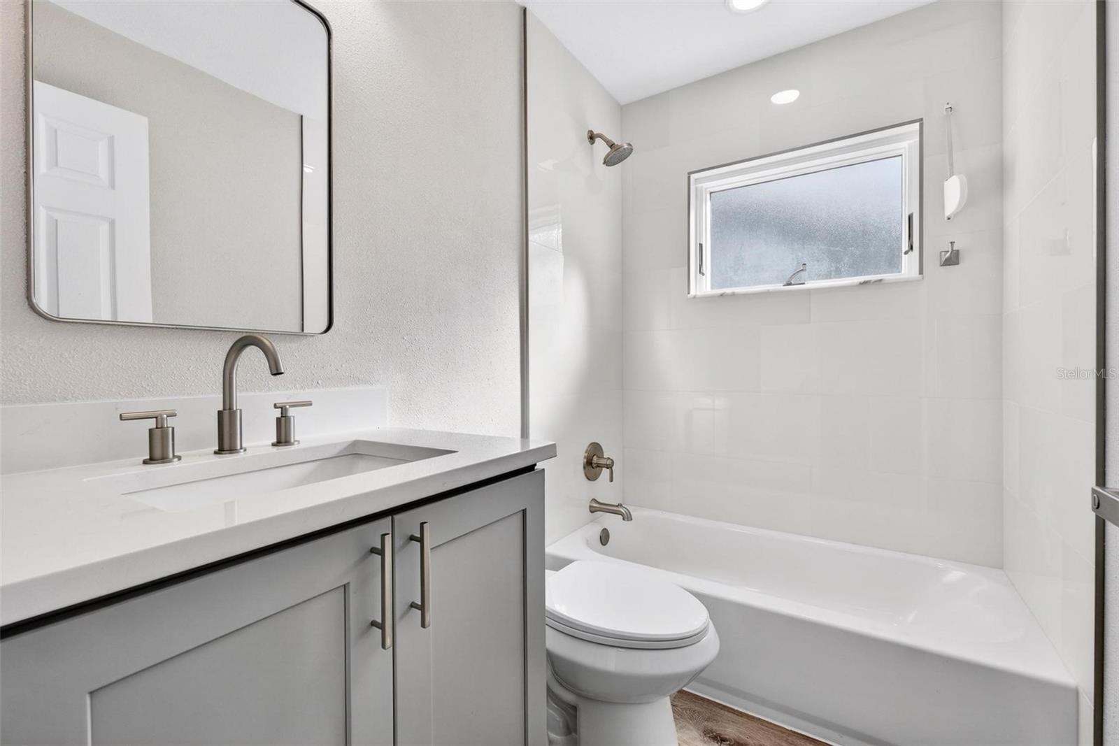 SHORE ACRES DENVER ST REP BAYOU GRANDE SEC - Residential Lease