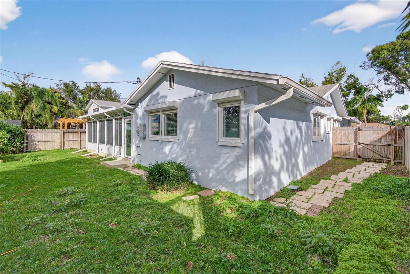 SHORE ACRES DENVER ST REP BAYOU GRANDE SEC - Residential Lease