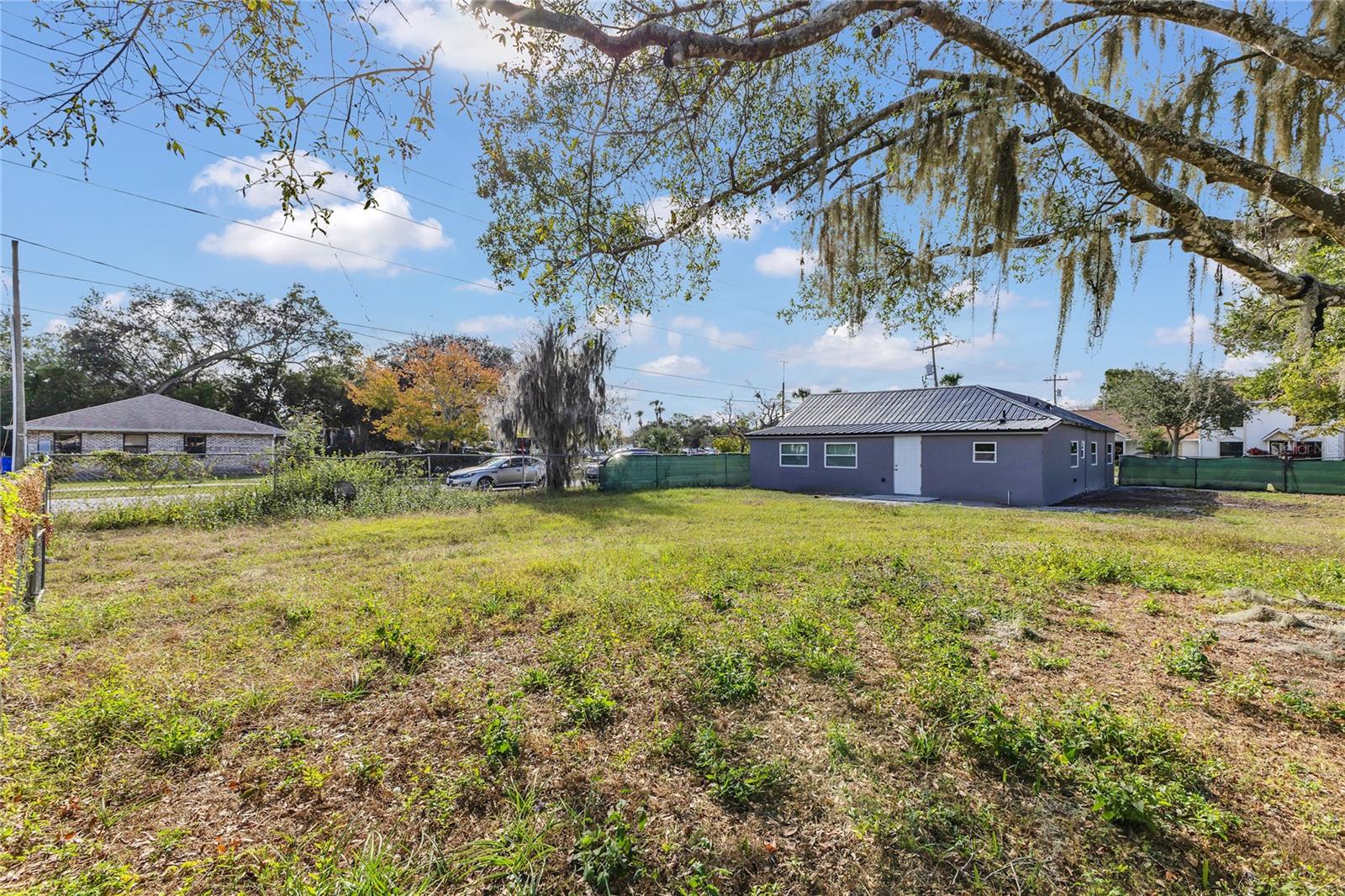 ST CLOUD 2ND TOWN OF - Commercial Sale