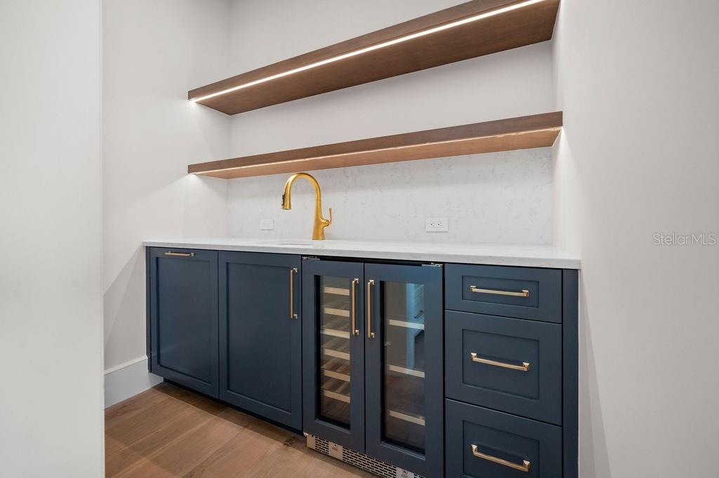 SAN REMO ESTATES - Residential