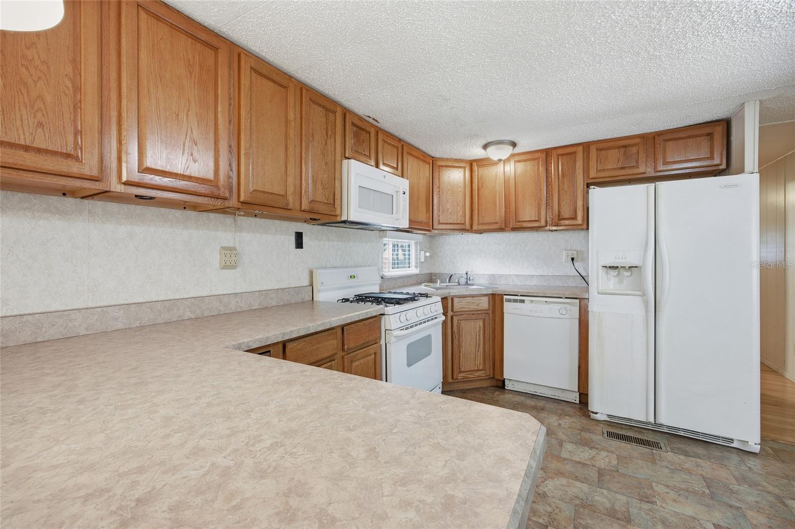 ASTOR FOREST CAMPSITES UNREC - Residential