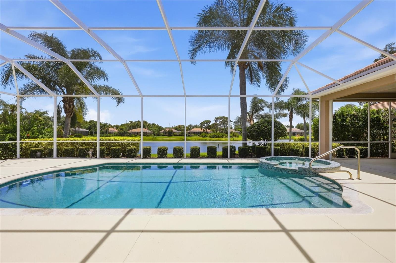 8160 COLLINGWOOD COURT