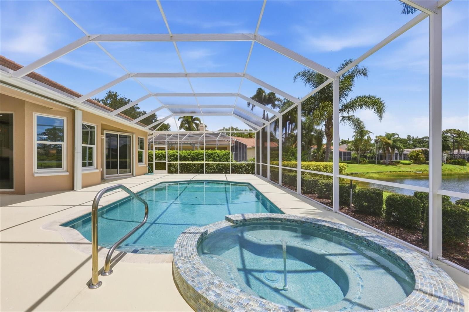 8160 COLLINGWOOD COURT