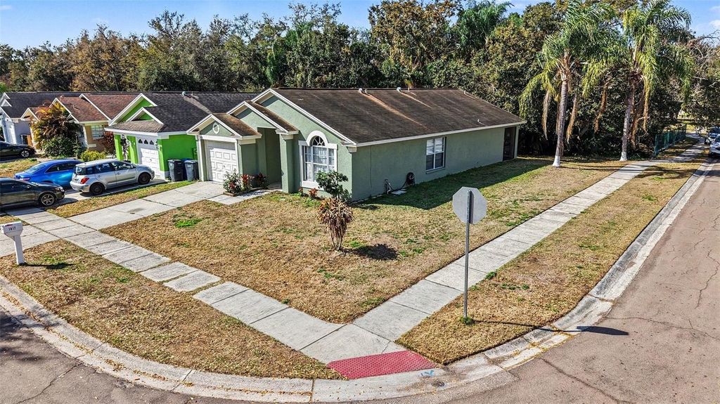 Photo of 1817 Coyote Place, Brandon, FL 33511 (MLS # TB8473707)