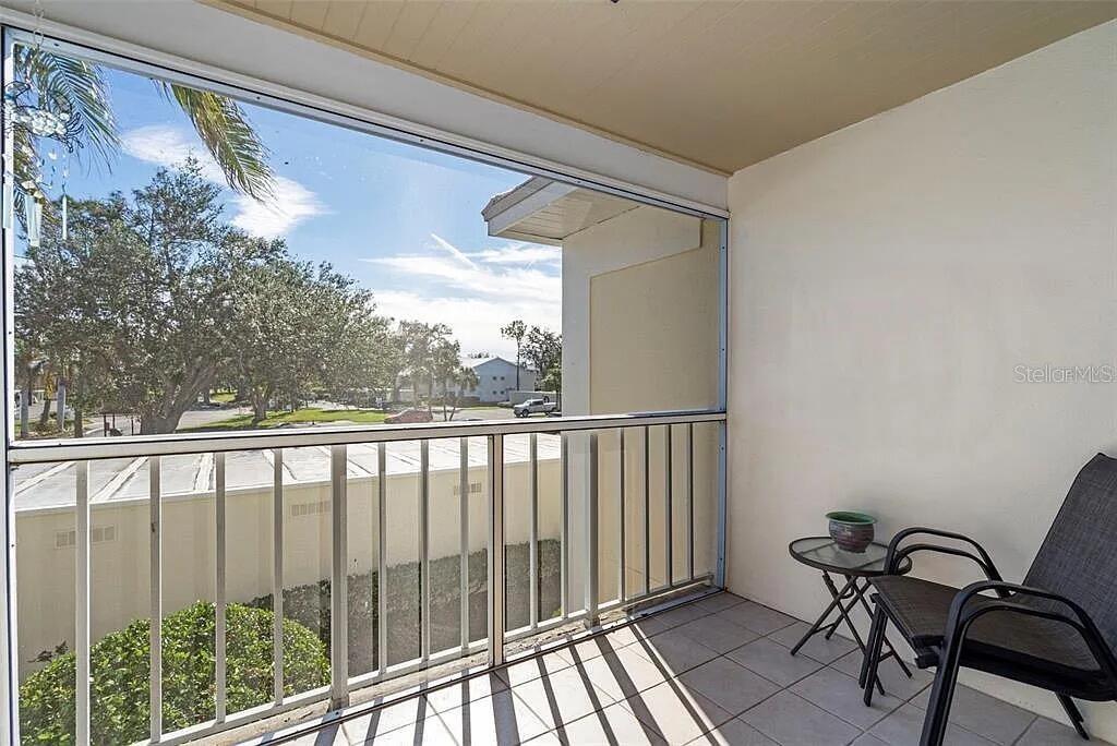 FARMINGTON VISTAS - Residential