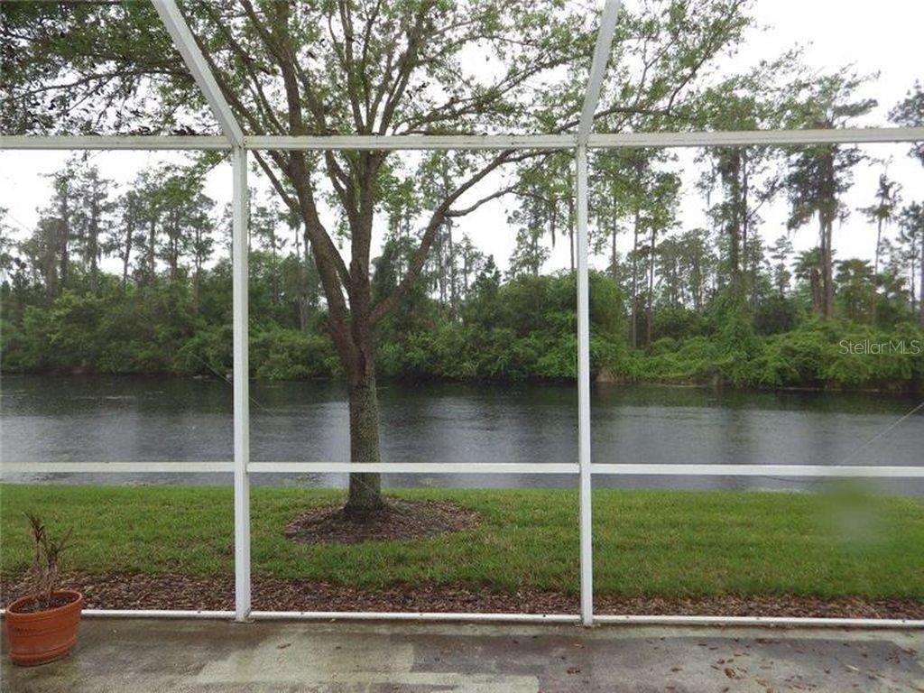 SEVEN OAKS PARCEL S-8A - Residential Lease