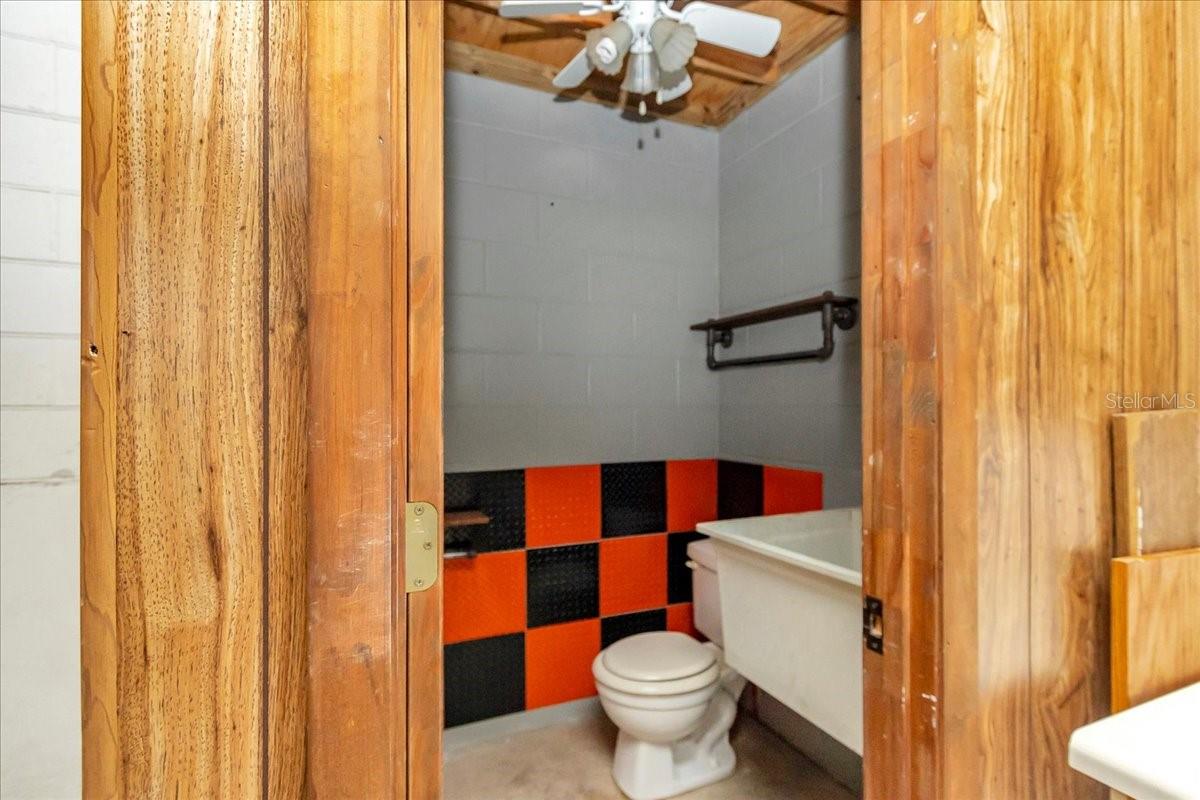 REGAL WOODS - Residential