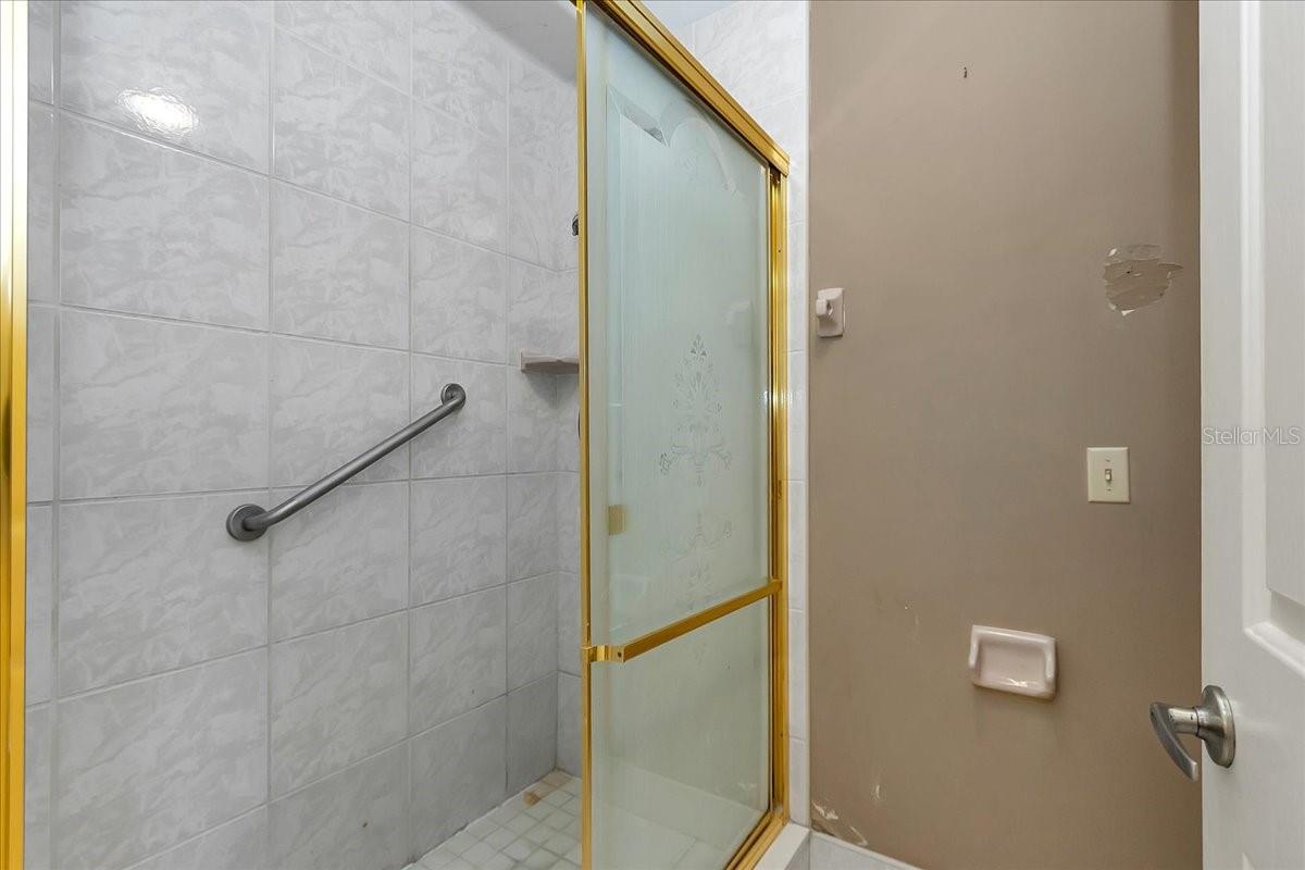 REGAL WOODS - Residential