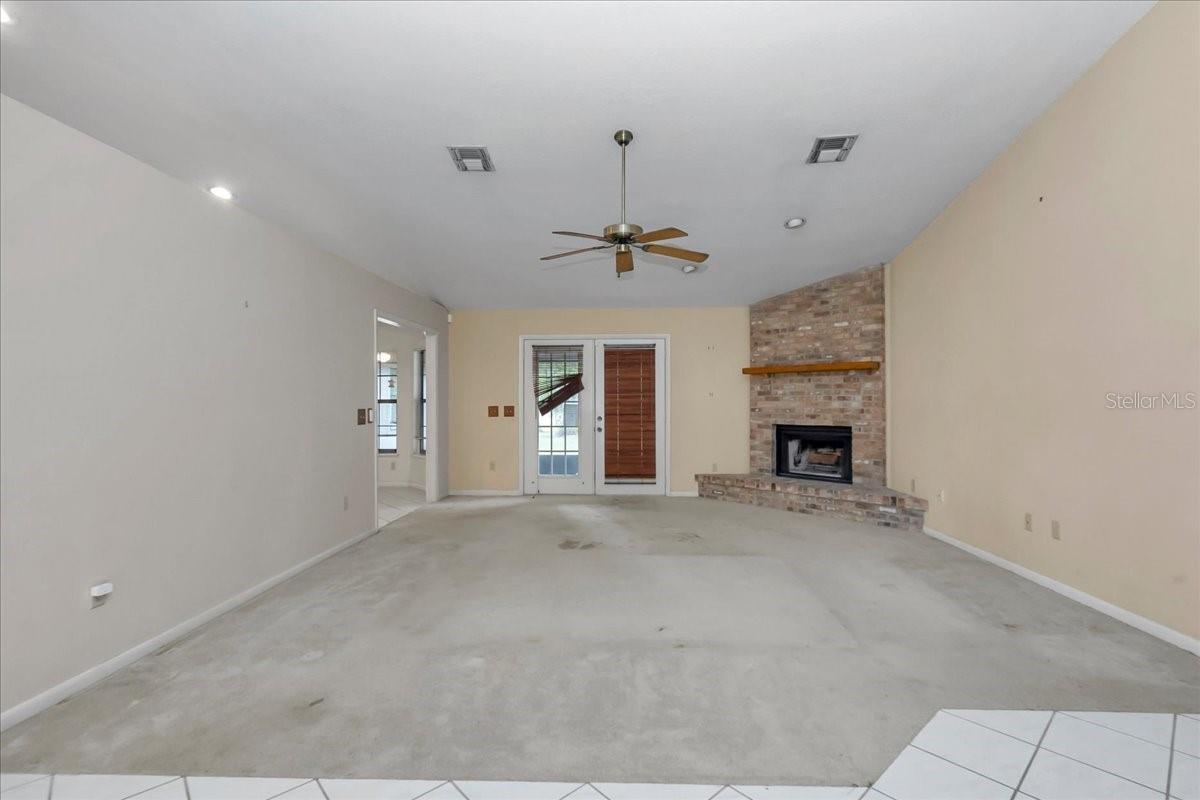 REGAL WOODS - Residential