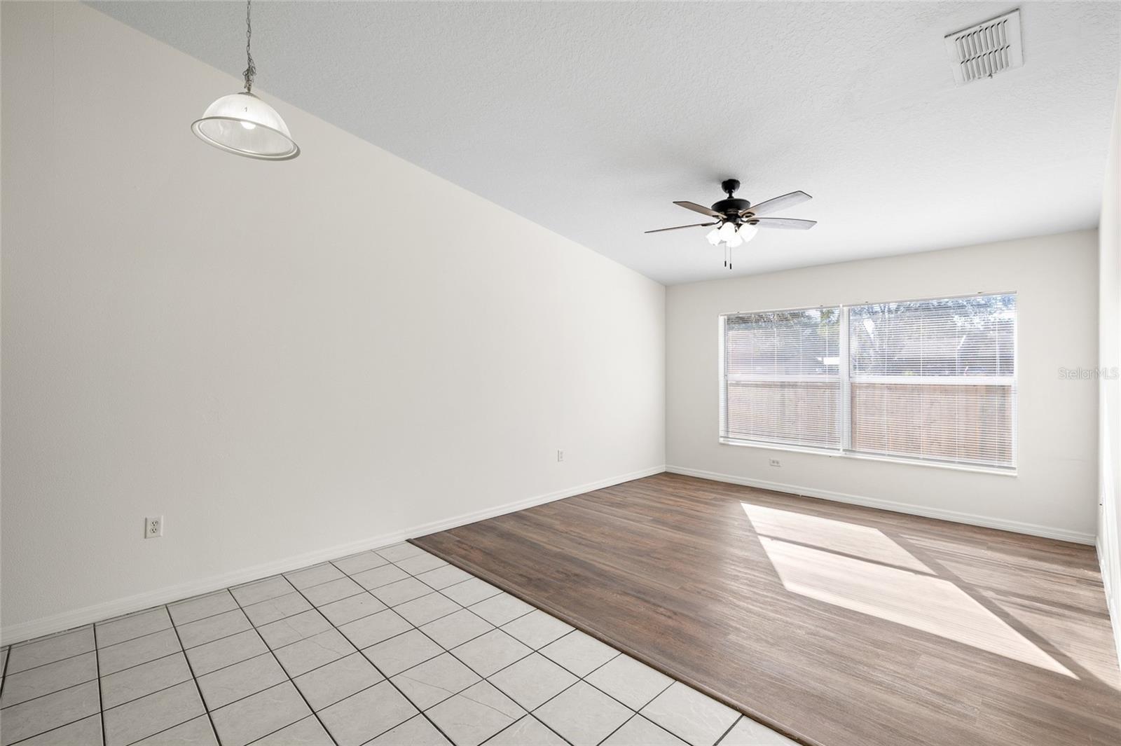 HIGHLAND OAKS - Residential