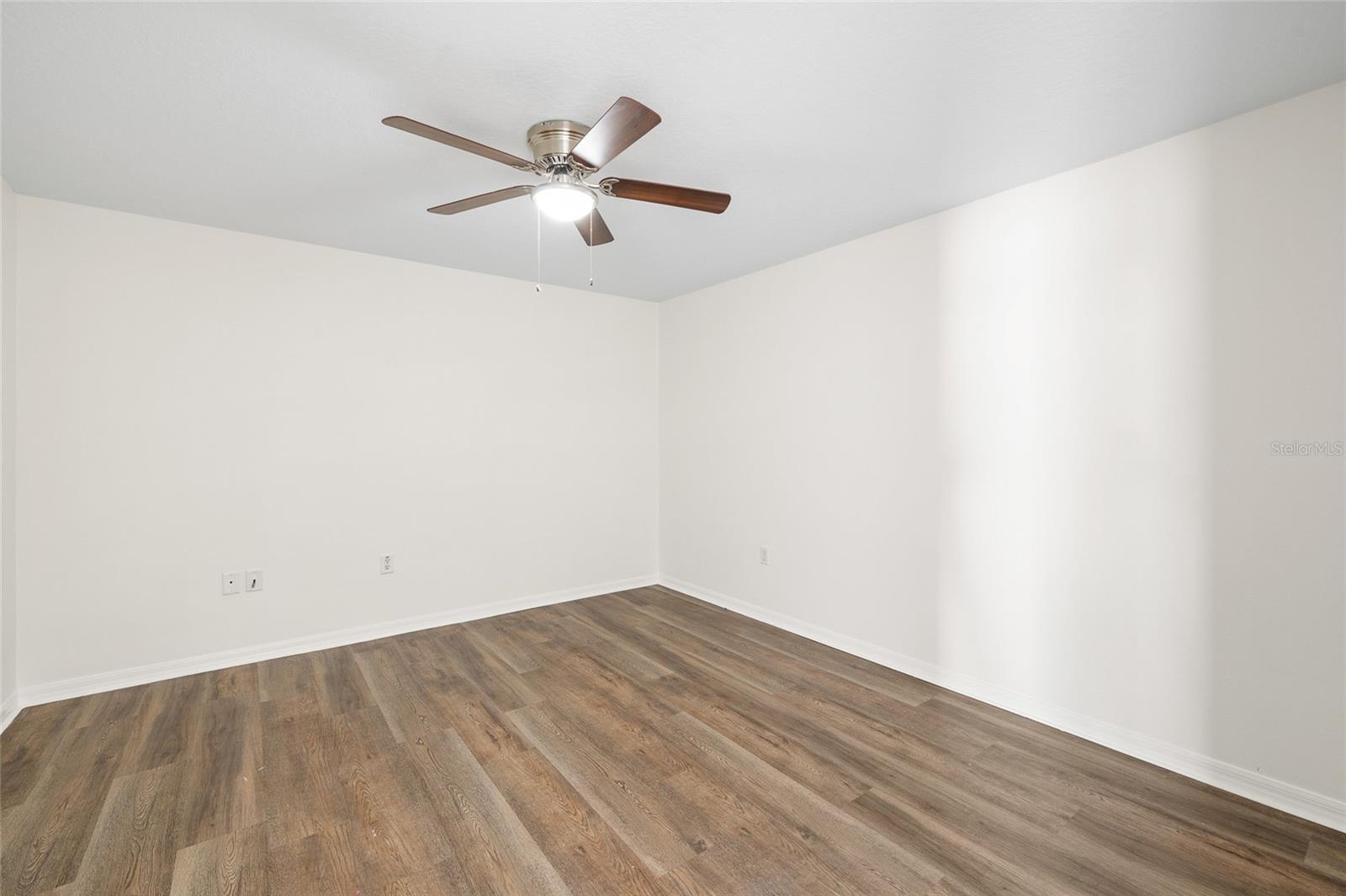 HIGHLAND OAKS - Residential