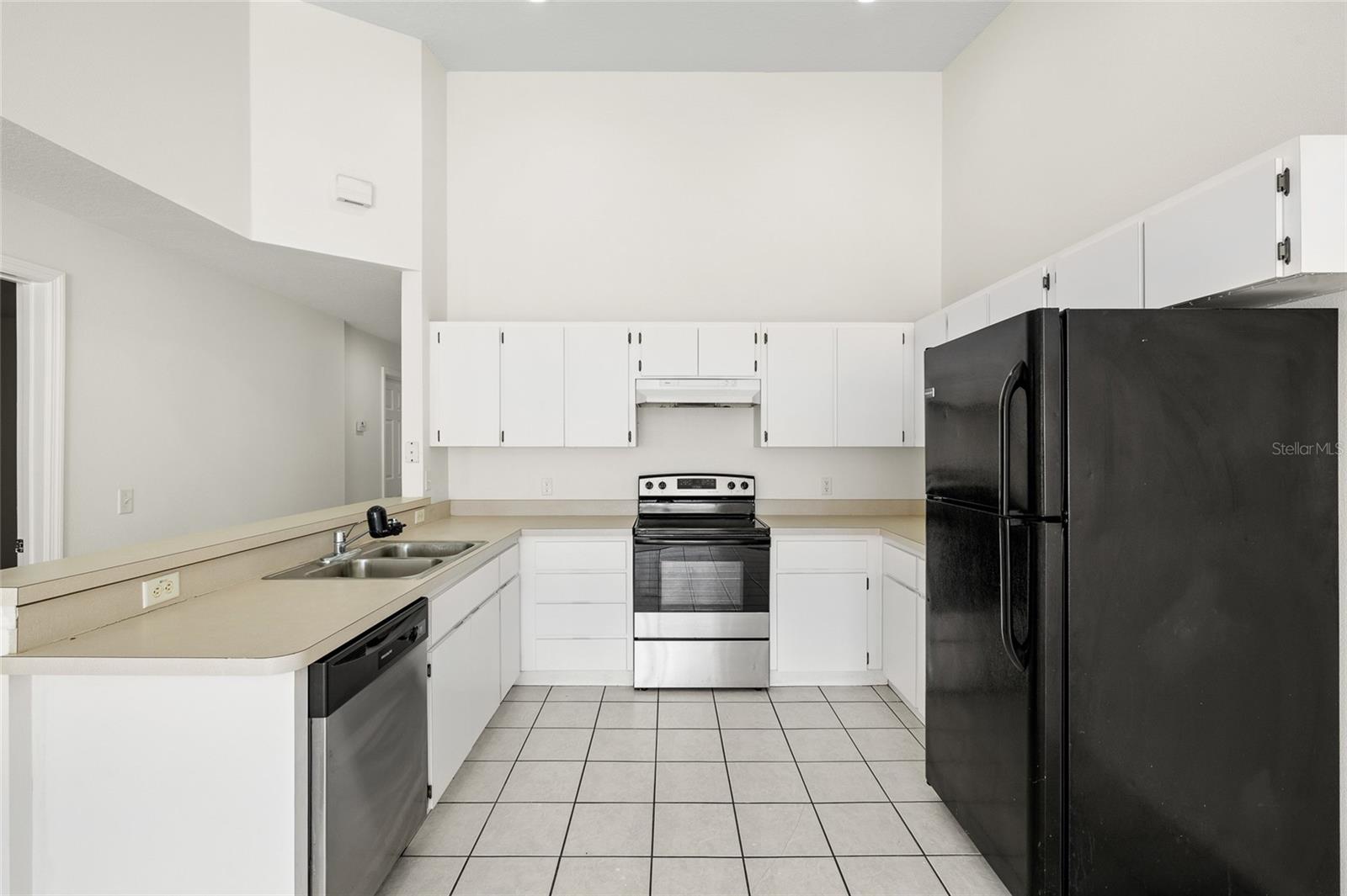 HIGHLAND OAKS - Residential