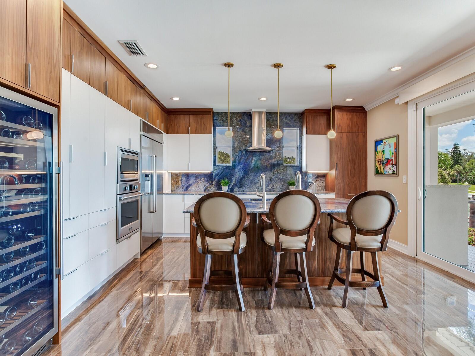 8 SUNSET BAY DRIVE