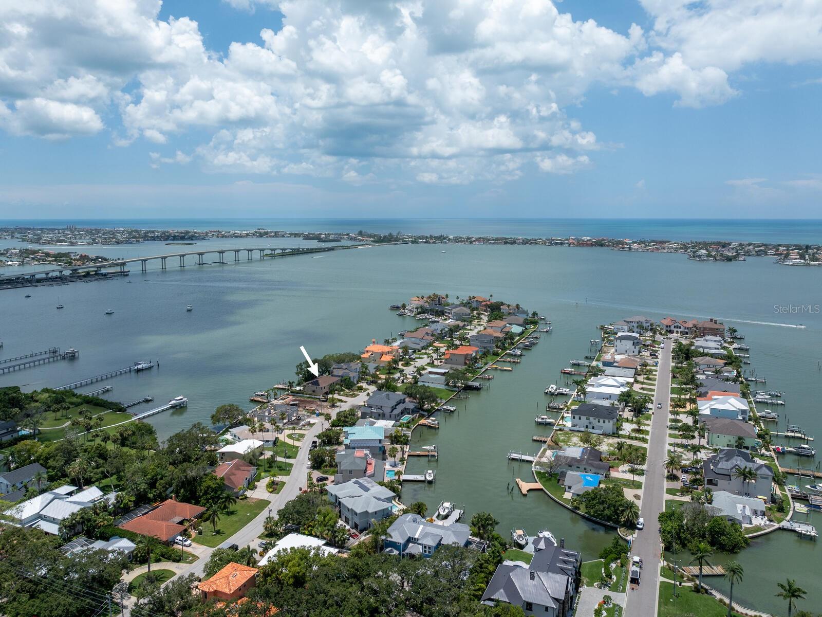 SUNSET BAY - Residential