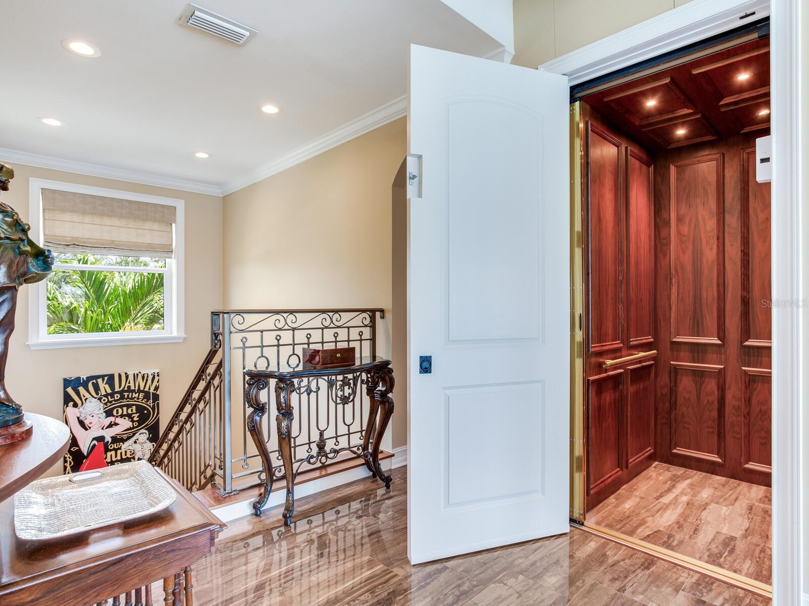 8 SUNSET BAY DRIVE