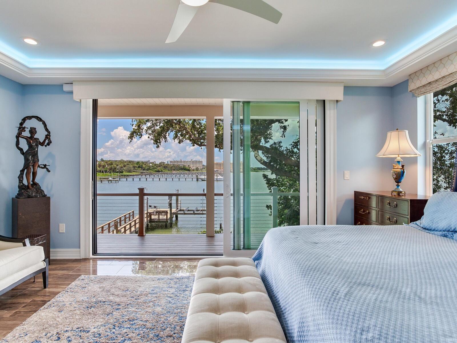 SUNSET BAY - Residential