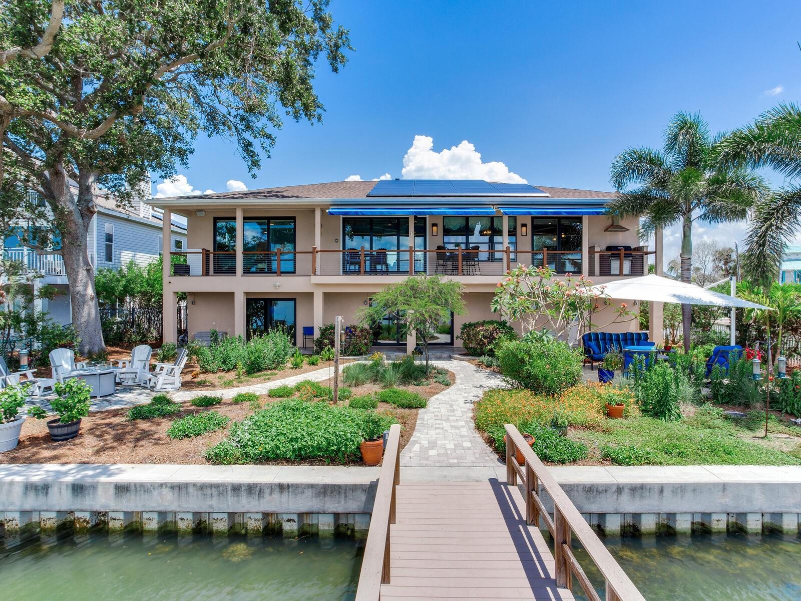 SUNSET BAY - Residential