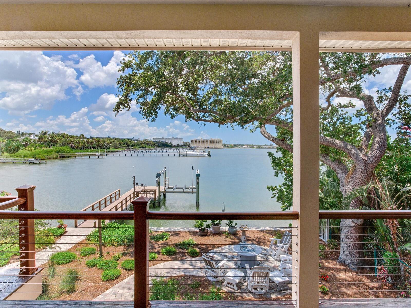 SUNSET BAY - Residential