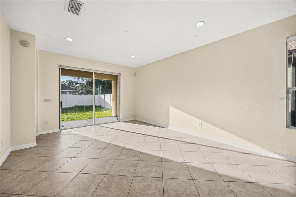 Photo of 9427 Edenshire Circle, Orlando, FL 32836 (MLS # S5136921)