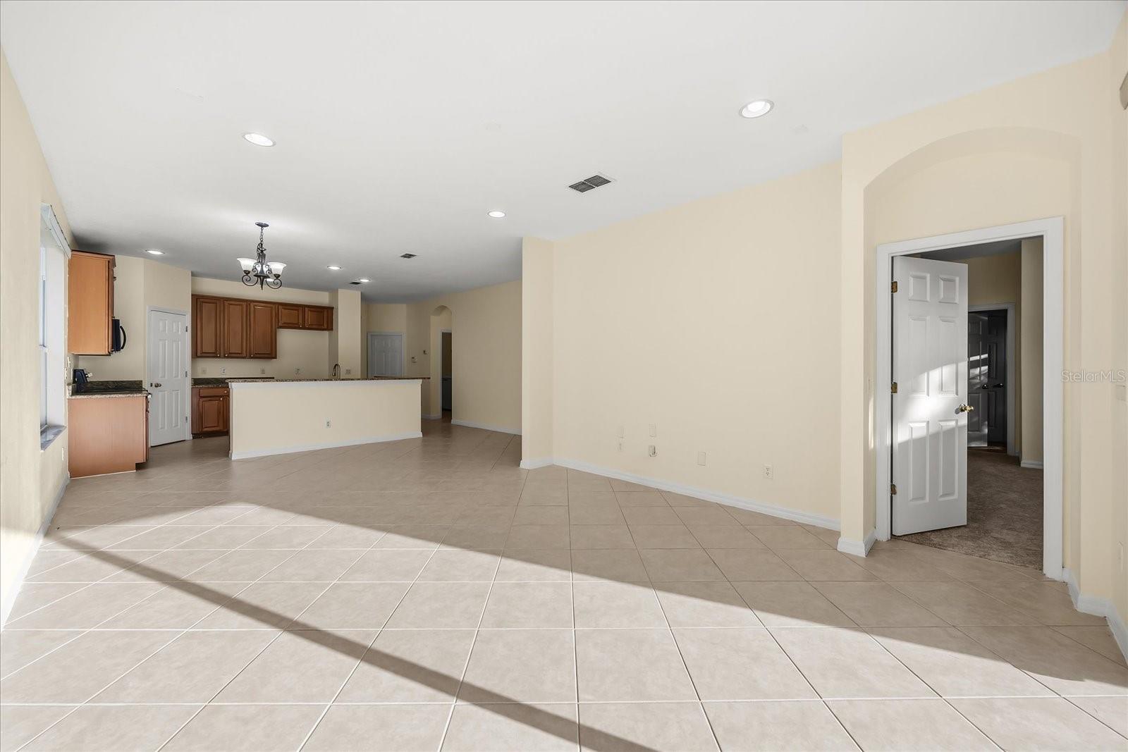 9427 EDENSHIRE CIRCLE