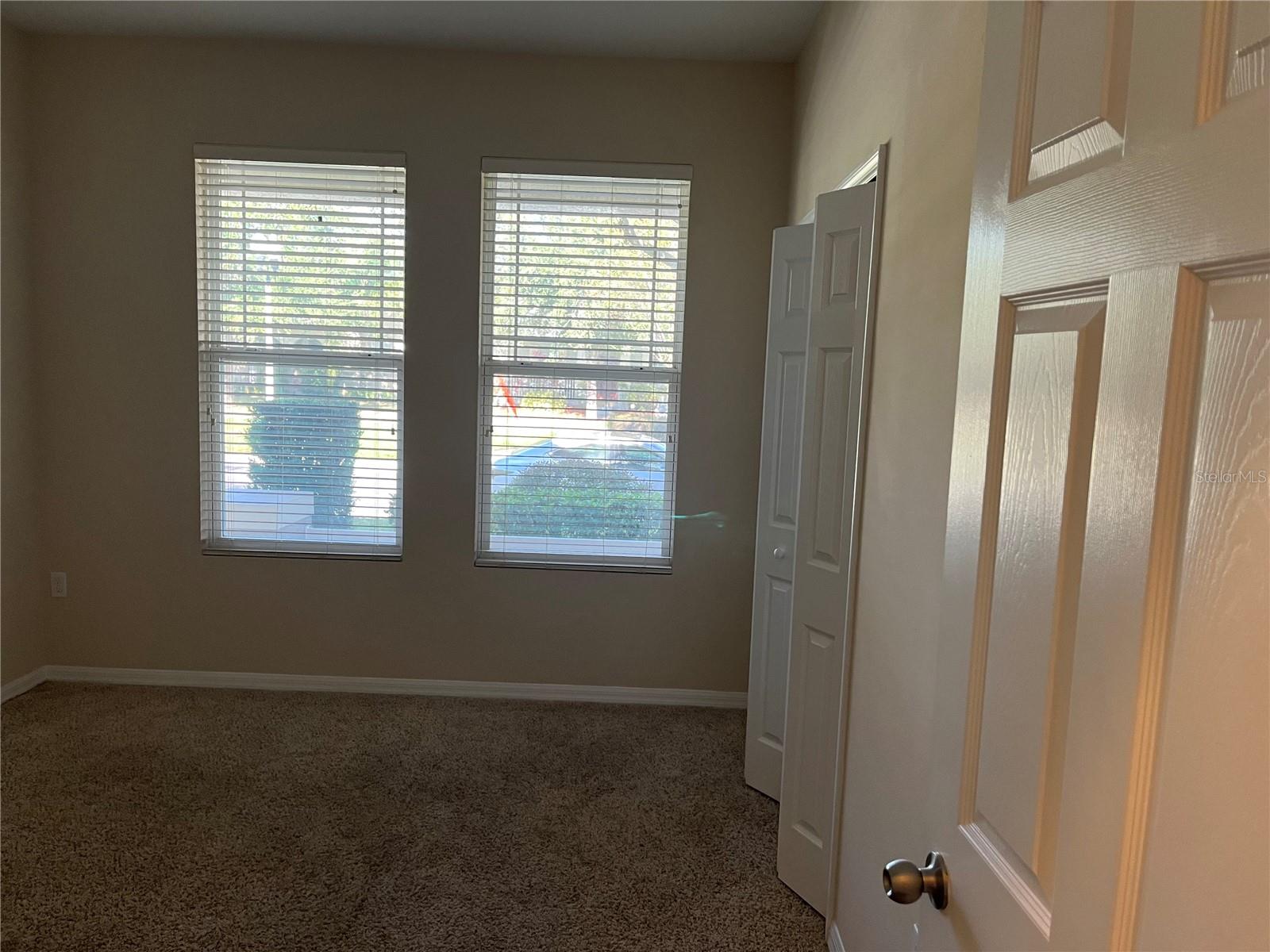 SIGNATURE LAKES PH 02 A B H I J - Residential Lease