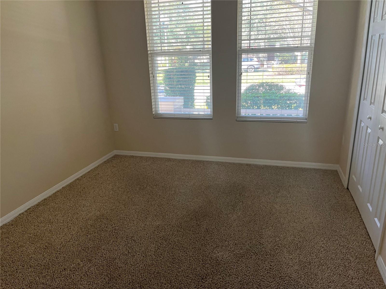 SIGNATURE LAKES PH 02 A B H I J - Residential Lease