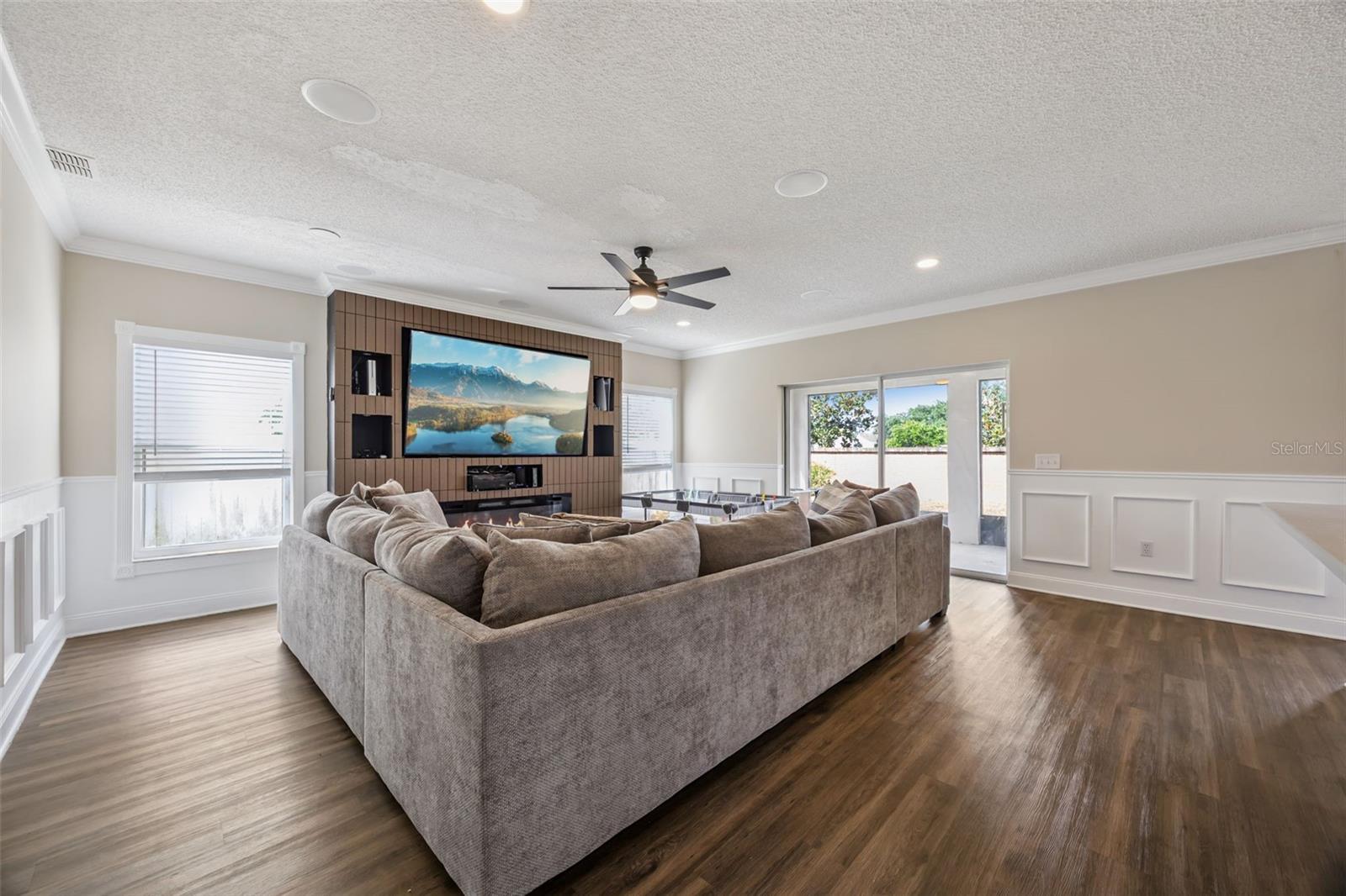 CALLA LILY COVE AT CRESCENT LAKE - Residential