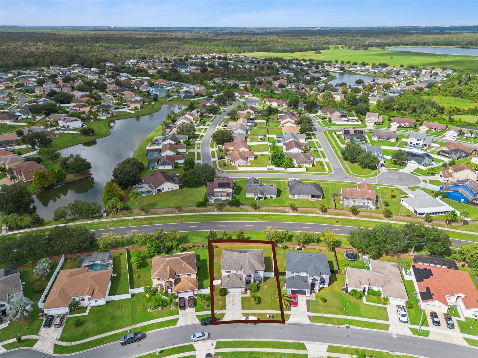 CALLA LILY COVE AT CRESCENT LAKE - Residential