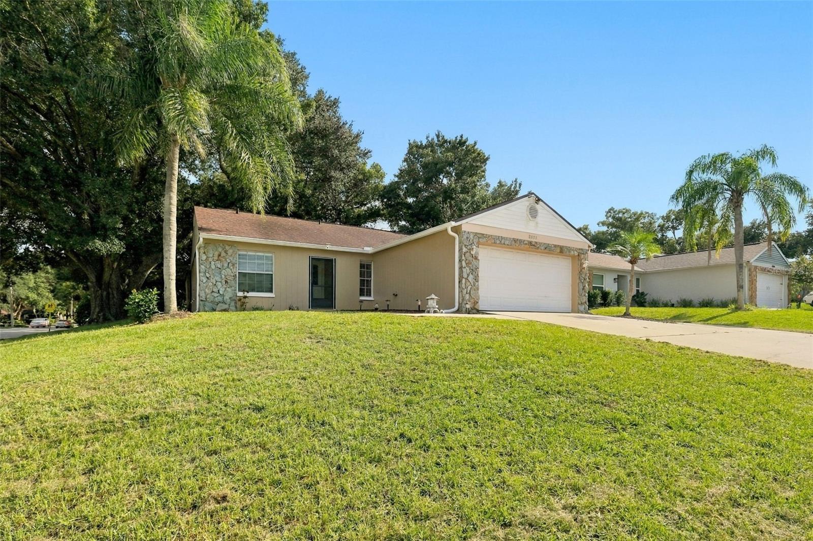 2872 WESLEYAN DRIVE