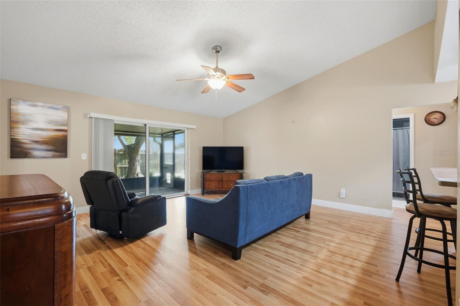 2872 WESLEYAN DRIVE