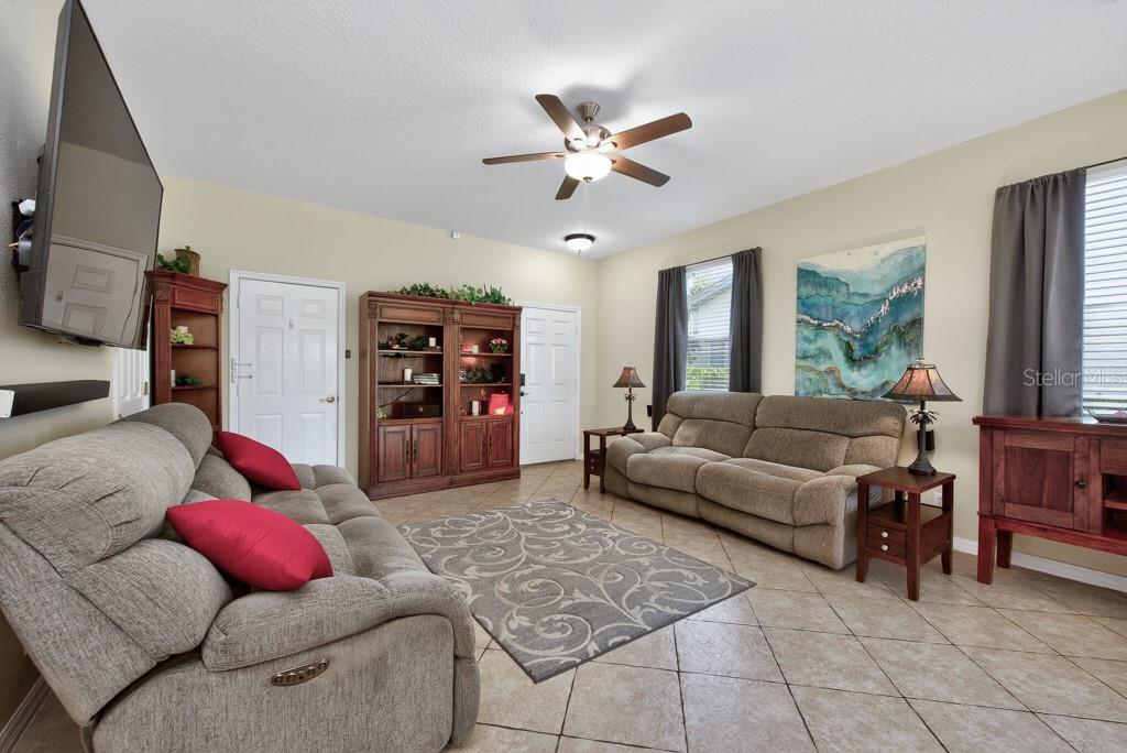 VENETIAN BAY - Residential