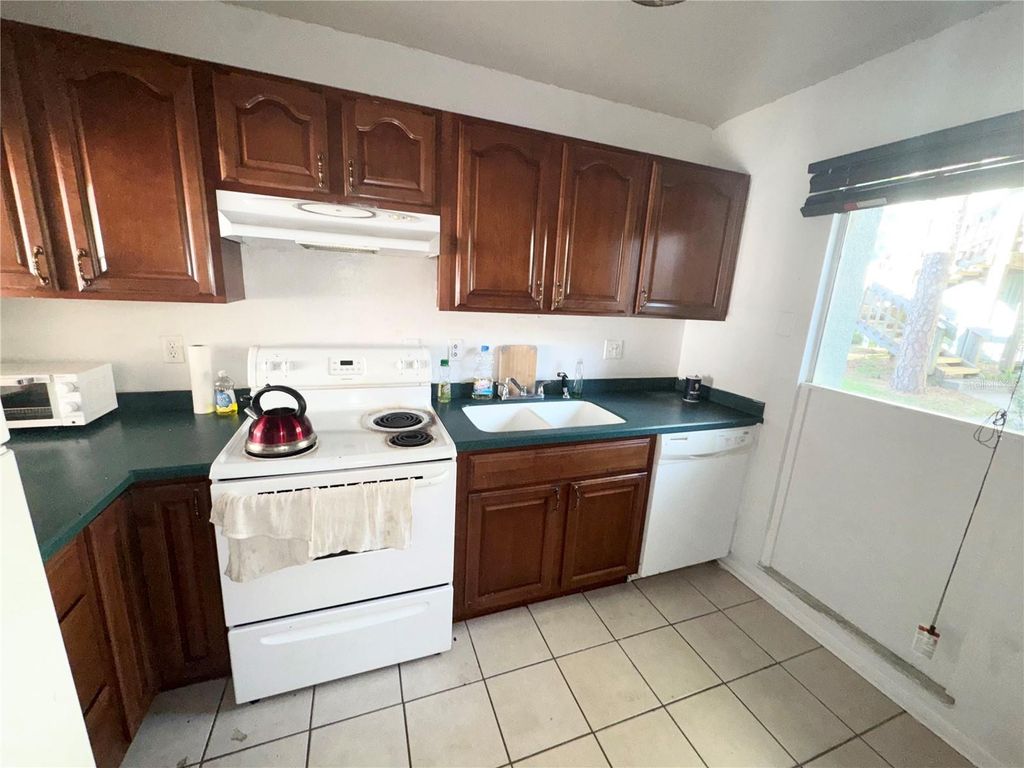 Photo of 703 SW 75th Street #107, Gainesville, FL 32607 (MLS # GC534497)
