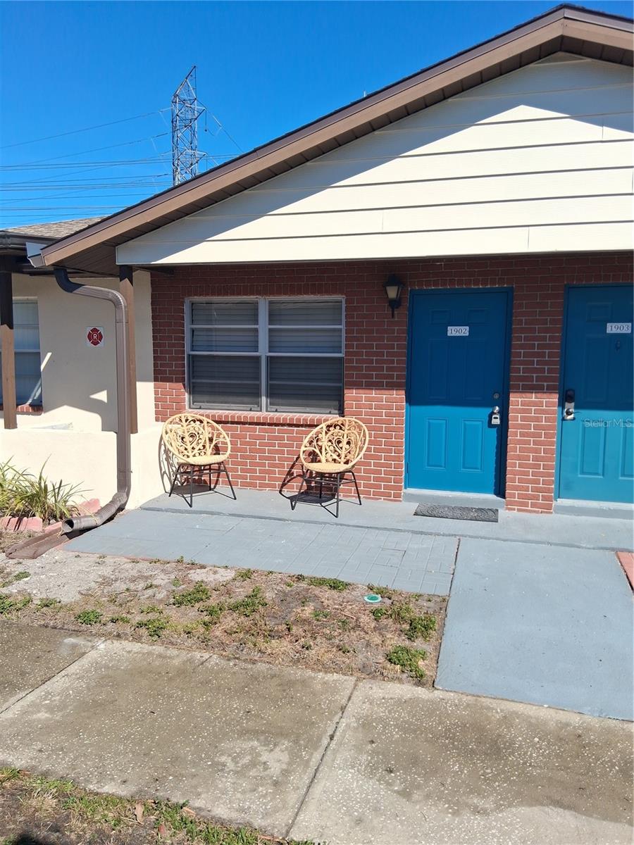 HILL CREST VILLAS - Residential