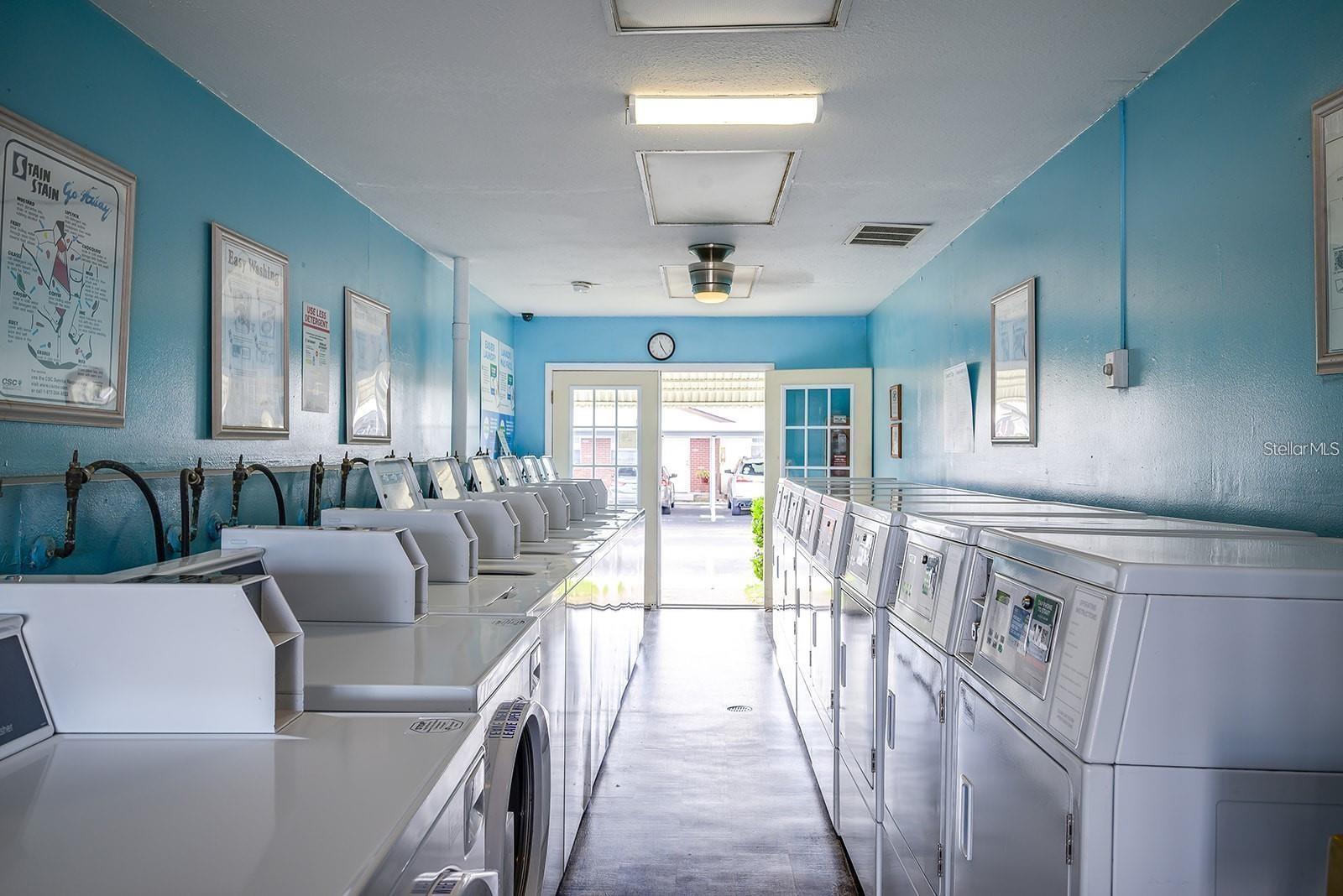 HILL CREST VILLAS - Residential