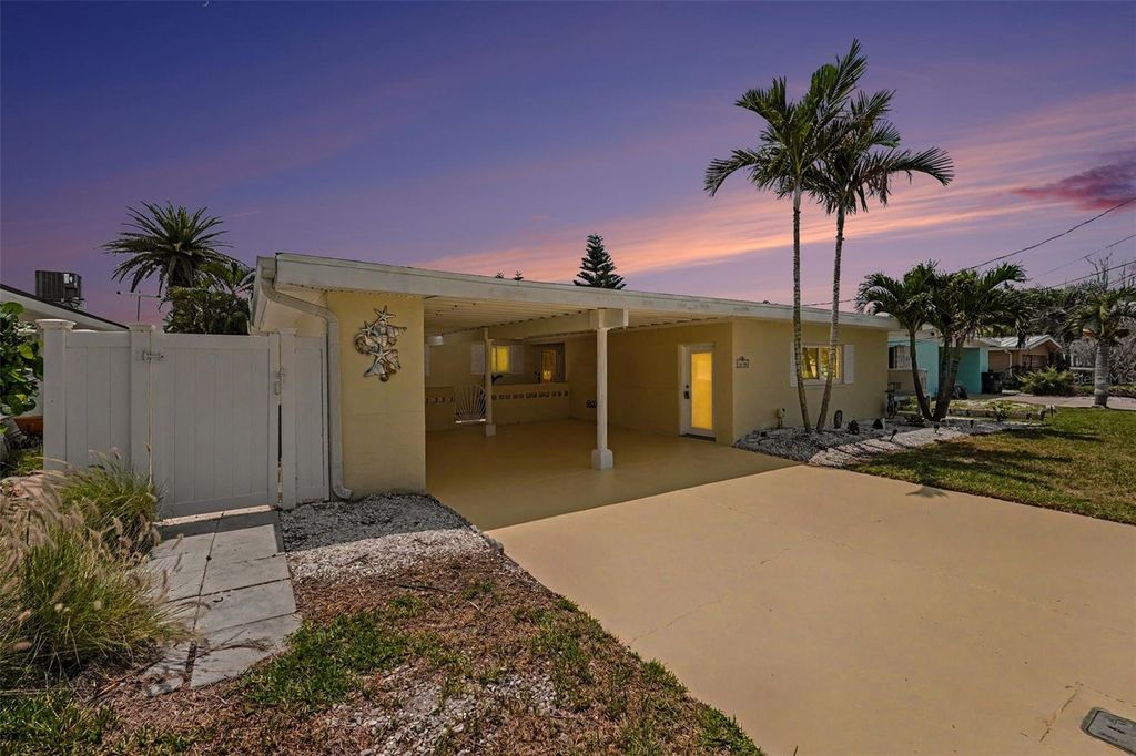 Photo of 16126 4th Street E, Redington Beach, FL 33708 (MLS # W7885288)