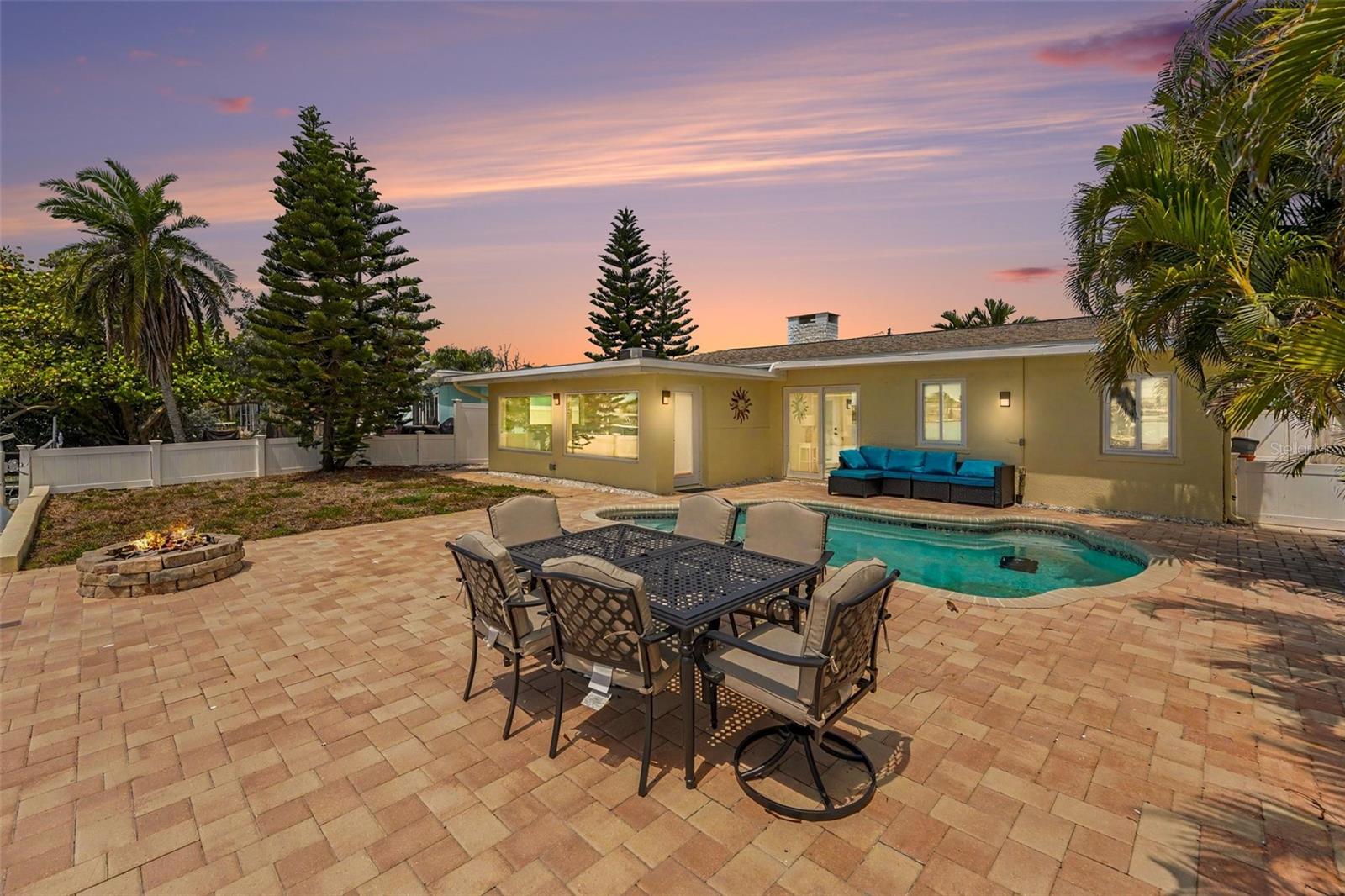 REDINGTON BEACH HOMES 6TH ADD - Residential