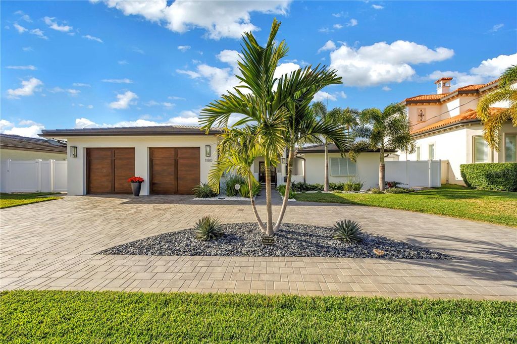 Photo of 1180 Cordova Boulevard NE, St Petersburg, FL 33704 (MLS # TB8463331)