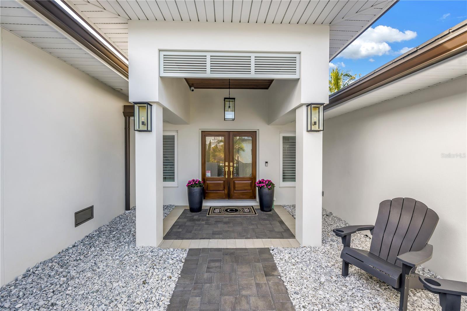 1180 CORDOVA BOULEVARD NE