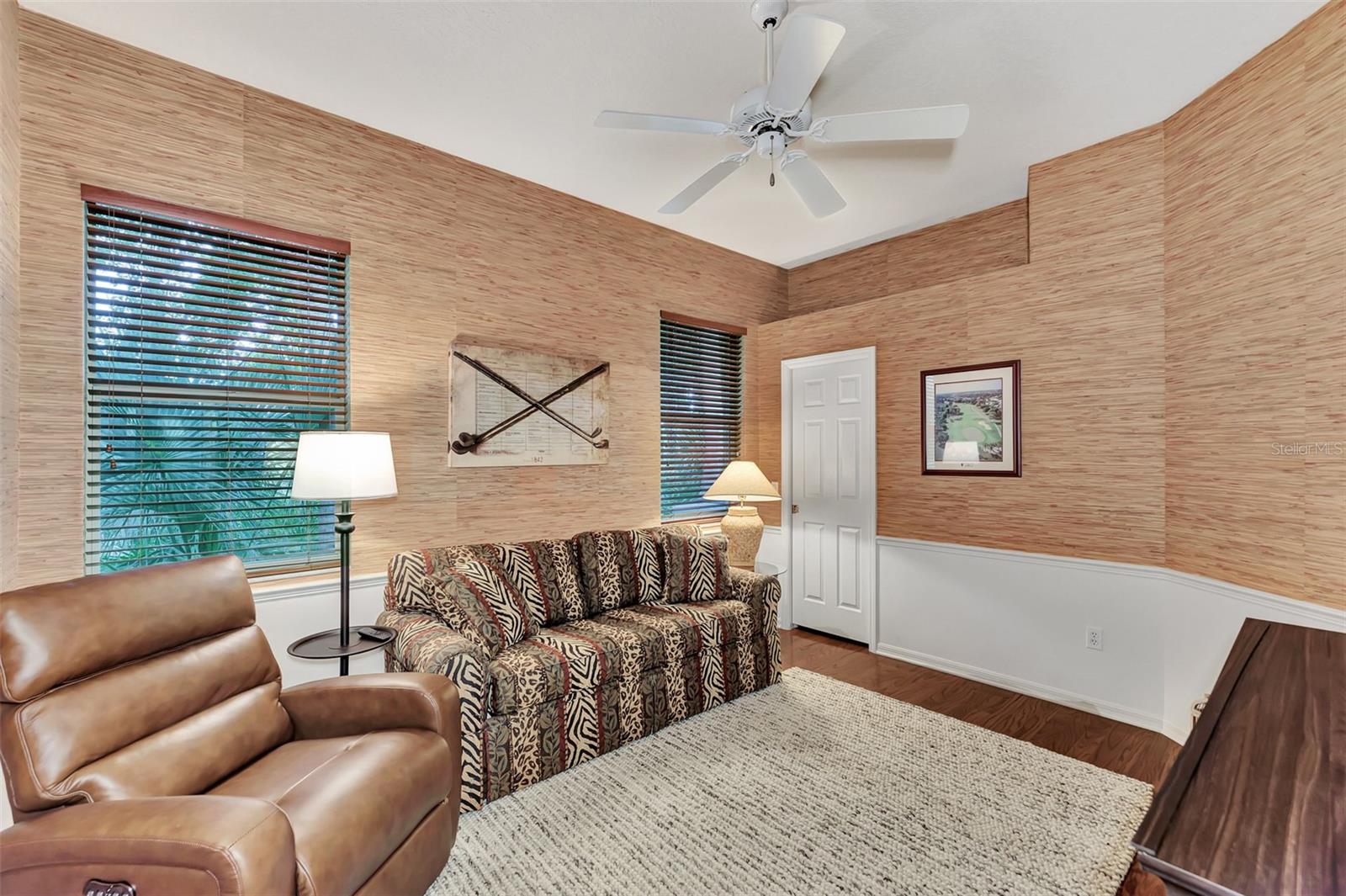 VENICE GOLF & COUNTRY CLUB - Residential Lease