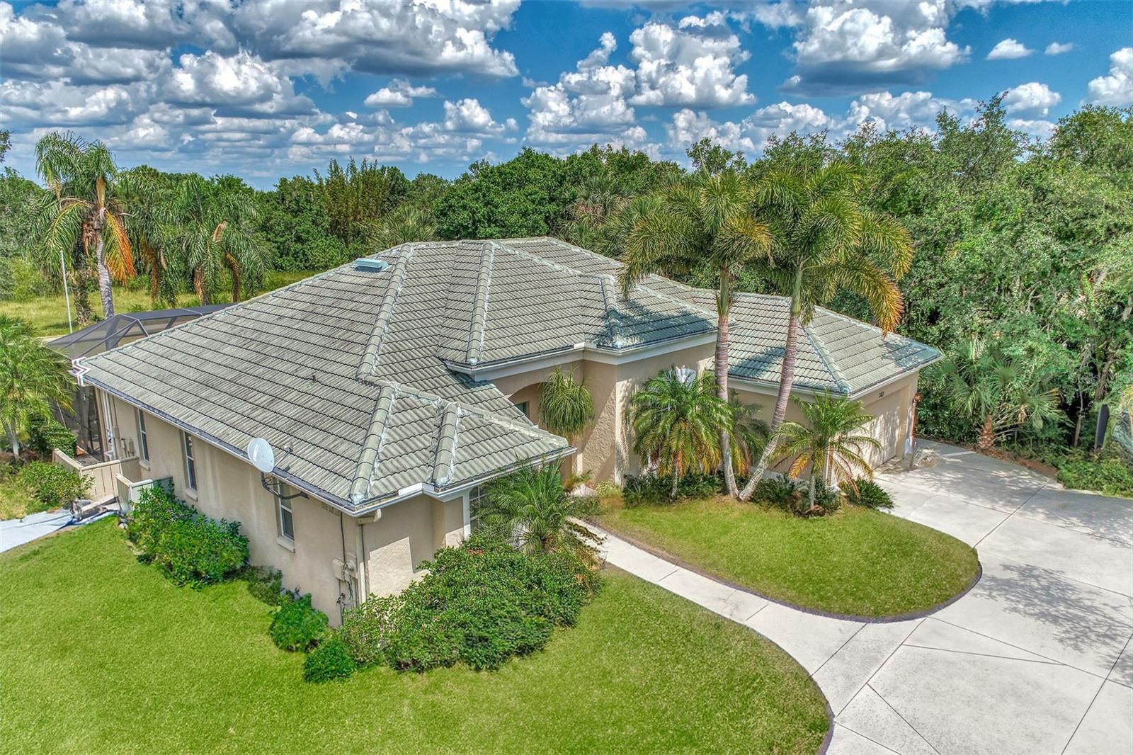 VENICE GOLF & COUNTRY CLUB - Residential Lease