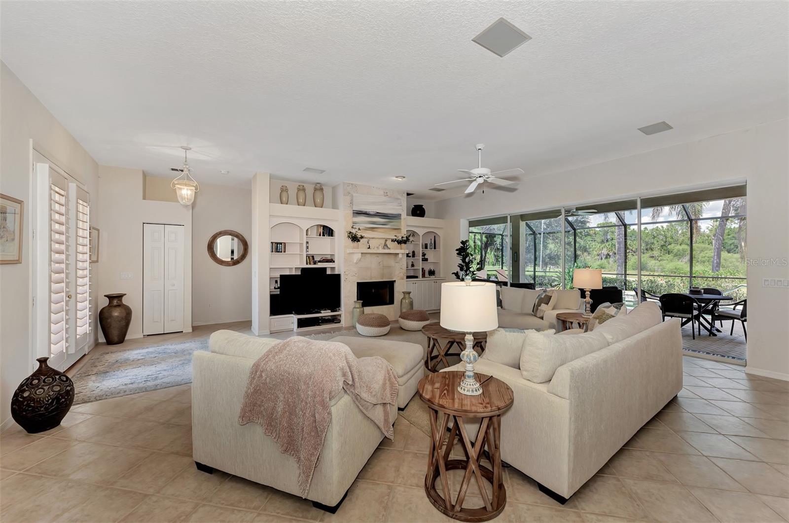 VENICE GOLF & COUNTRY CLUB - Residential Lease