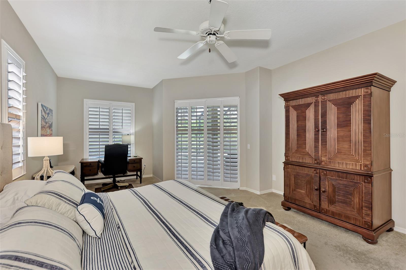 VENICE GOLF & COUNTRY CLUB - Residential Lease